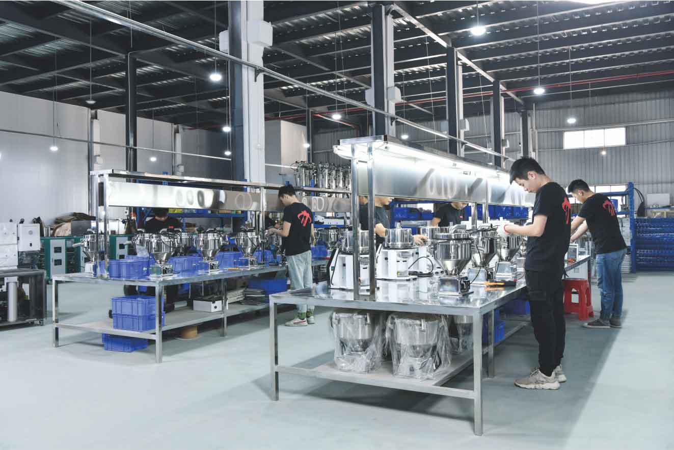 Qin Dao Machinery ประสบความสำเร็จในการเข้าร่วม PackPrintPlas Philippines 2024